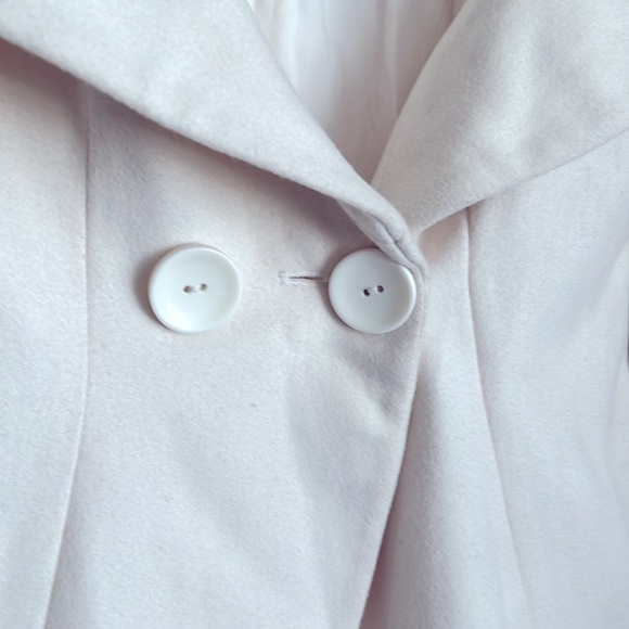 White High-Low Bebe Wool Pea Coat! Pretty!! π€© π₯Όπ - Picture 9 of 12